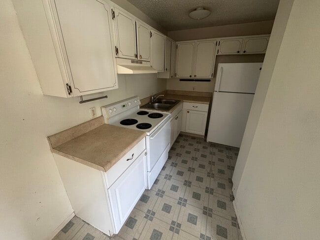 Foto del edificio - 7403 Mead Dr