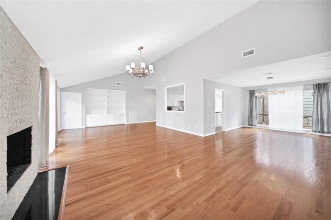 Foto del edificio - 2239 Kinbrook Dr