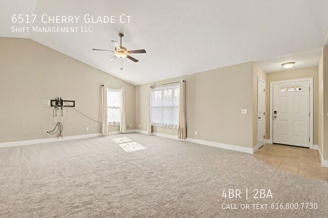 Foto del edificio - 6517 Cherry Glade Ct SE