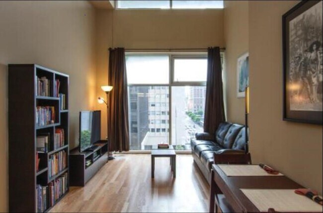 Foto del edificio - 630 W 6th St