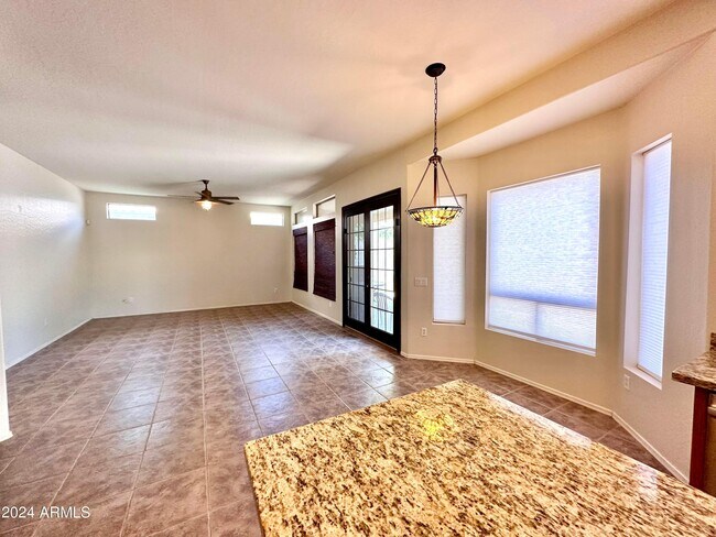 Building Photo - 3821 N Red Sky Cir