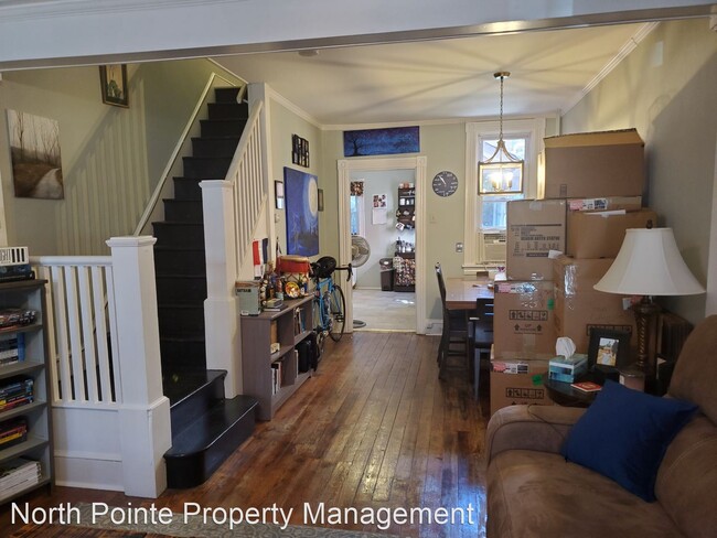 Building Photo - 2 br, 1 bath House - 620 E. Marion St.