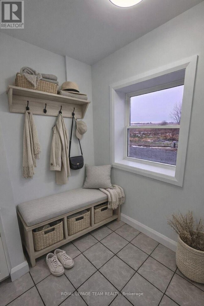 Photo du bâtiment - 3514 Brinston Rd