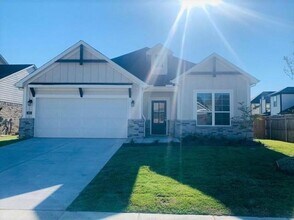 Building Photo - 906 Gambel Dr