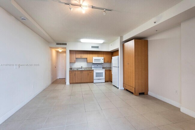 Foto del edificio - 2350 SW 27th Ave
