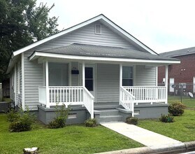 Building Photo - 700 Douglas Ave