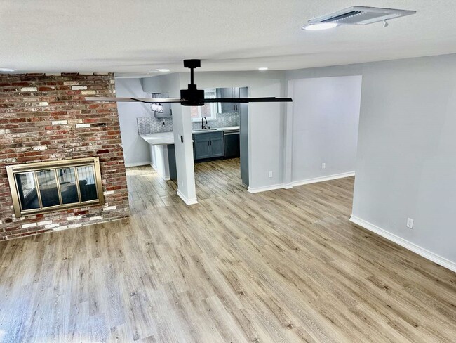 Building Photo - 10615 Piping Rock Ln