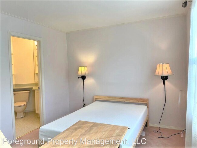 Building Photo - 2 br, 3 bath House - 3826 25th Ave W Unit #3C
