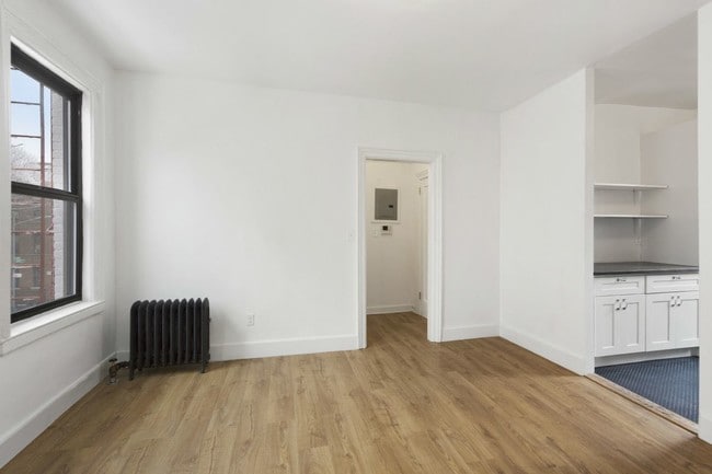Building Photo - 234 E 166th St