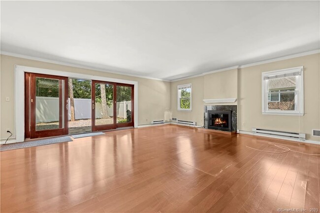 Building Photo - 25 Indian Harbor Dr
