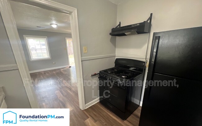 Building Photo - 1407 Semmes St