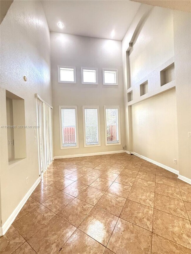 Foto del edificio - 5081 SW 136th Terrace