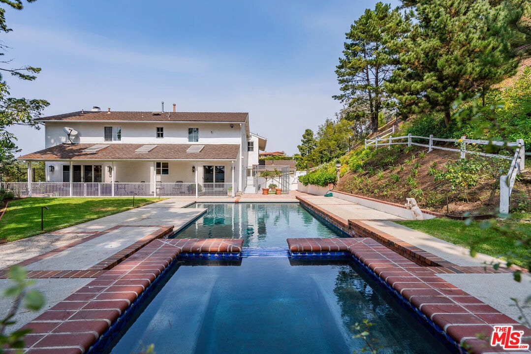 Foto principal - 10821 Savona Rd