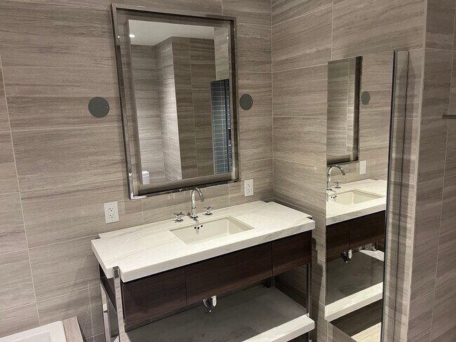 Foto del edificio - 436 Stuart St