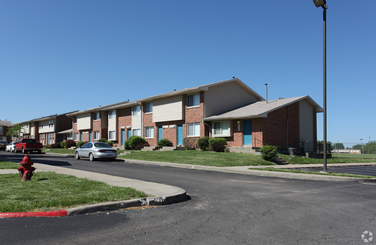 Primary Photo - Highland Park Townhomes