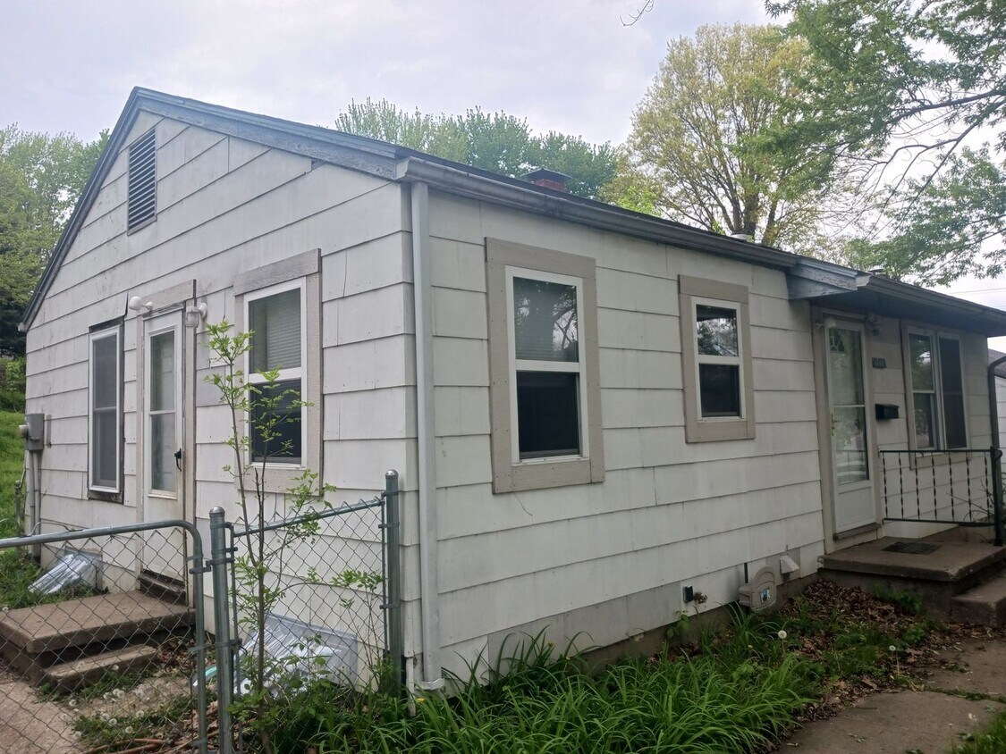 1710 N Pearl St, Independence, MO 64050 House Rental in Independence
