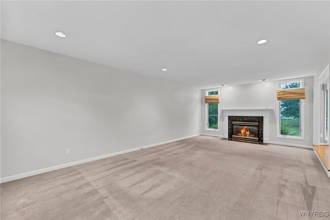 Building Photo - 98 San Fernando Ln