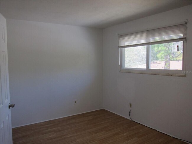 Foto del edificio - 6417 SW 9th Ave