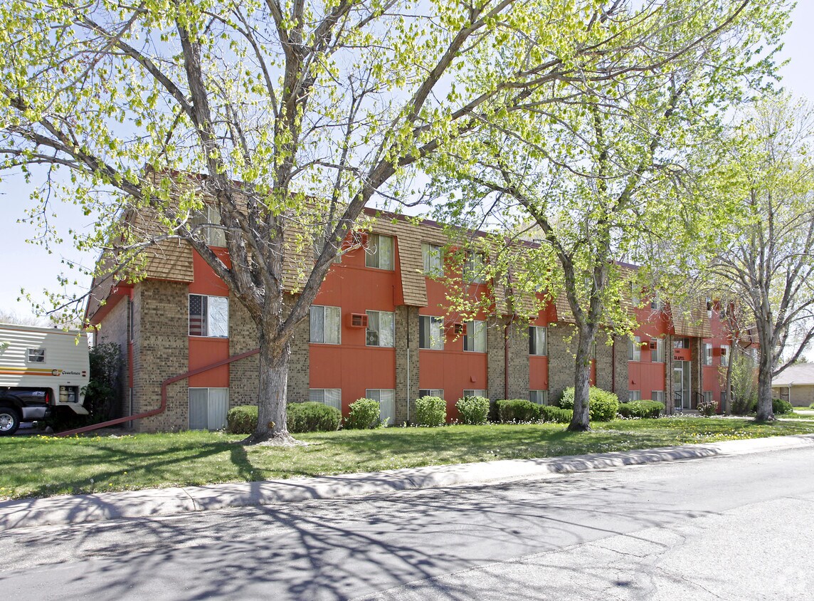 Rosa Apartments Arvada, CO