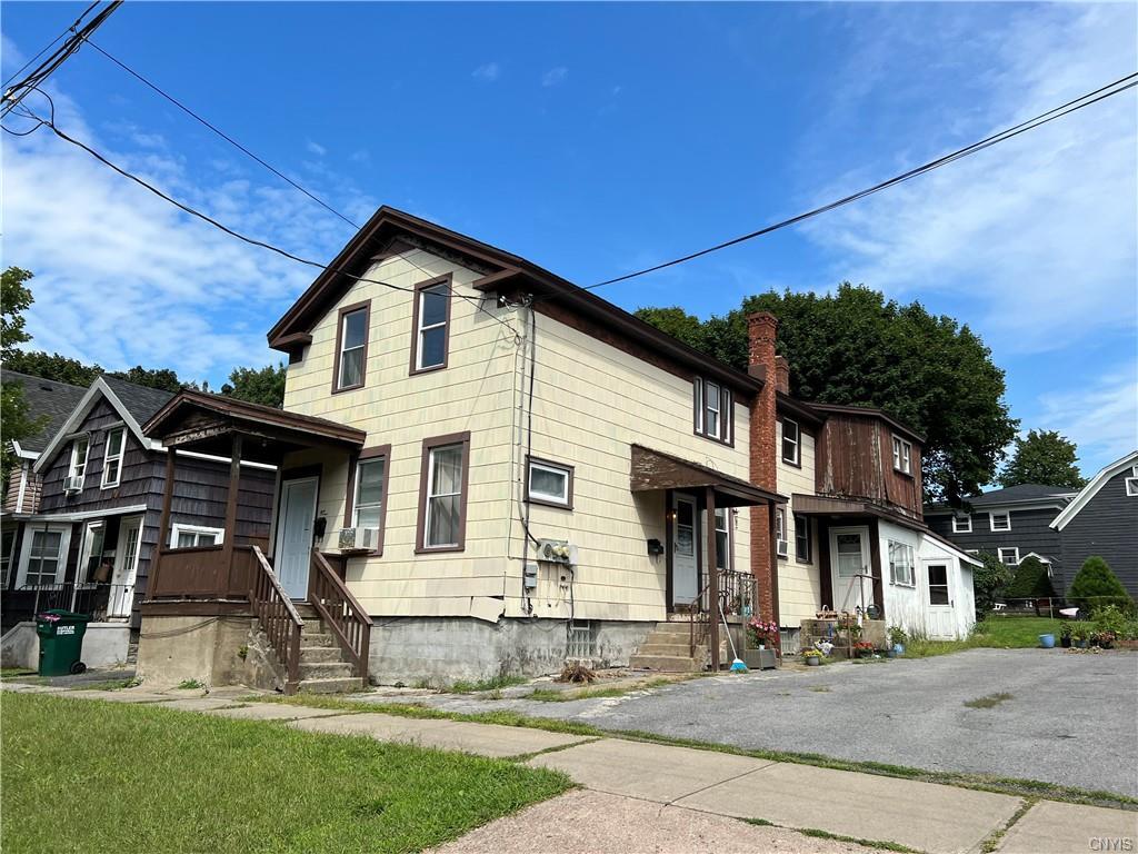 97 W 8th St, Oswego, NY 13126 Room for Rent in Oswego, NY