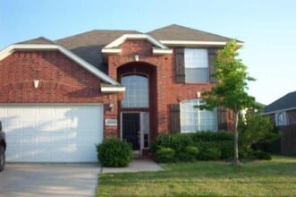 Building Photo - 12033 Shoal Creek Dr