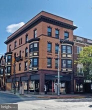 Building Photo - 203 S George St