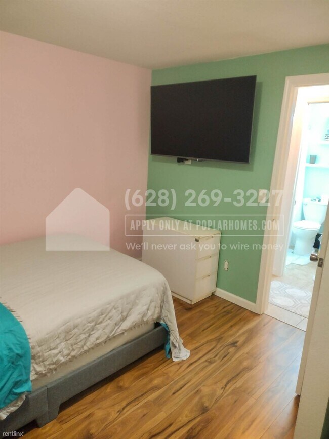 Foto del edificio - 3 br, 2 bath House - 217 Hawthorne Avenue S -