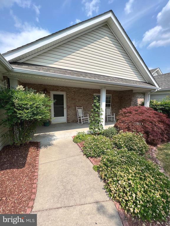 Foto del edificio - 103 Buckwood Ln