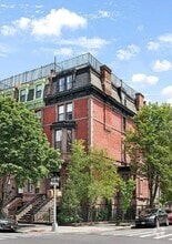 Building Photo - 2099 5th Ave