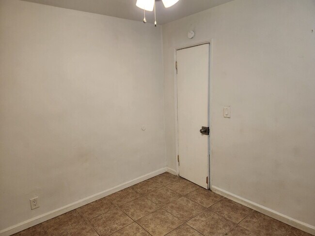 Foto del edificio - Move In Ready!