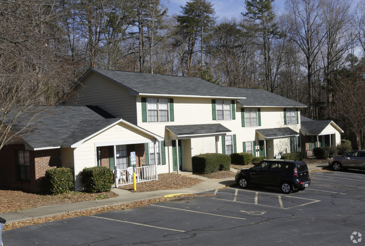 Primary Photo - Virginia Avenue Apartments