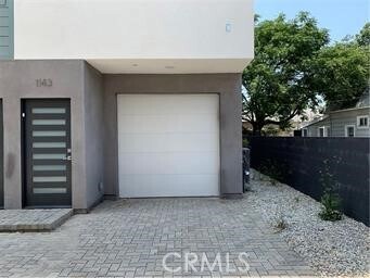 Foto del edificio - 1143 Irolo St