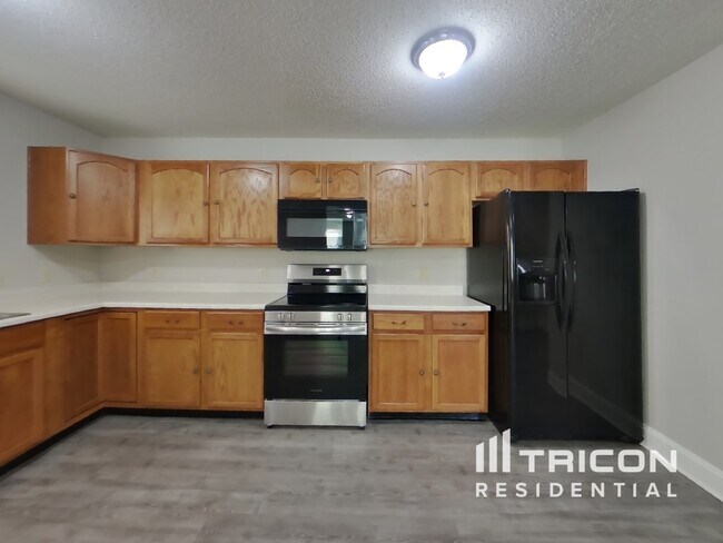 Foto del edificio - 2355 Bridlewood Dr