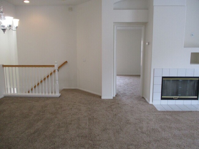 Foto del edificio - Very nice 2 bedroom 2 bath town home in Chula Vista.