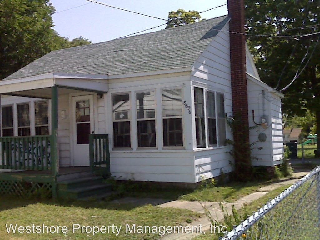 Primary Photo - 569 W Webster Ave