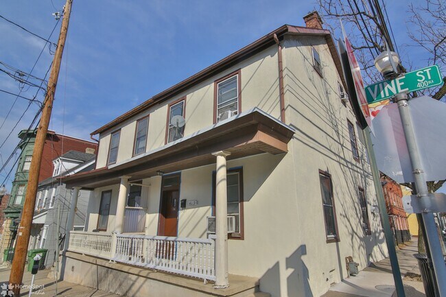 Building Photo - 419 Vine St