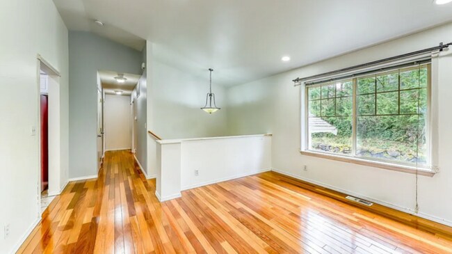 Foto del edificio - 5150 Whisper Street, Silverdale, WA, 98383