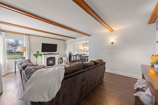 Foto del edificio - 114 Lavidia Blvd