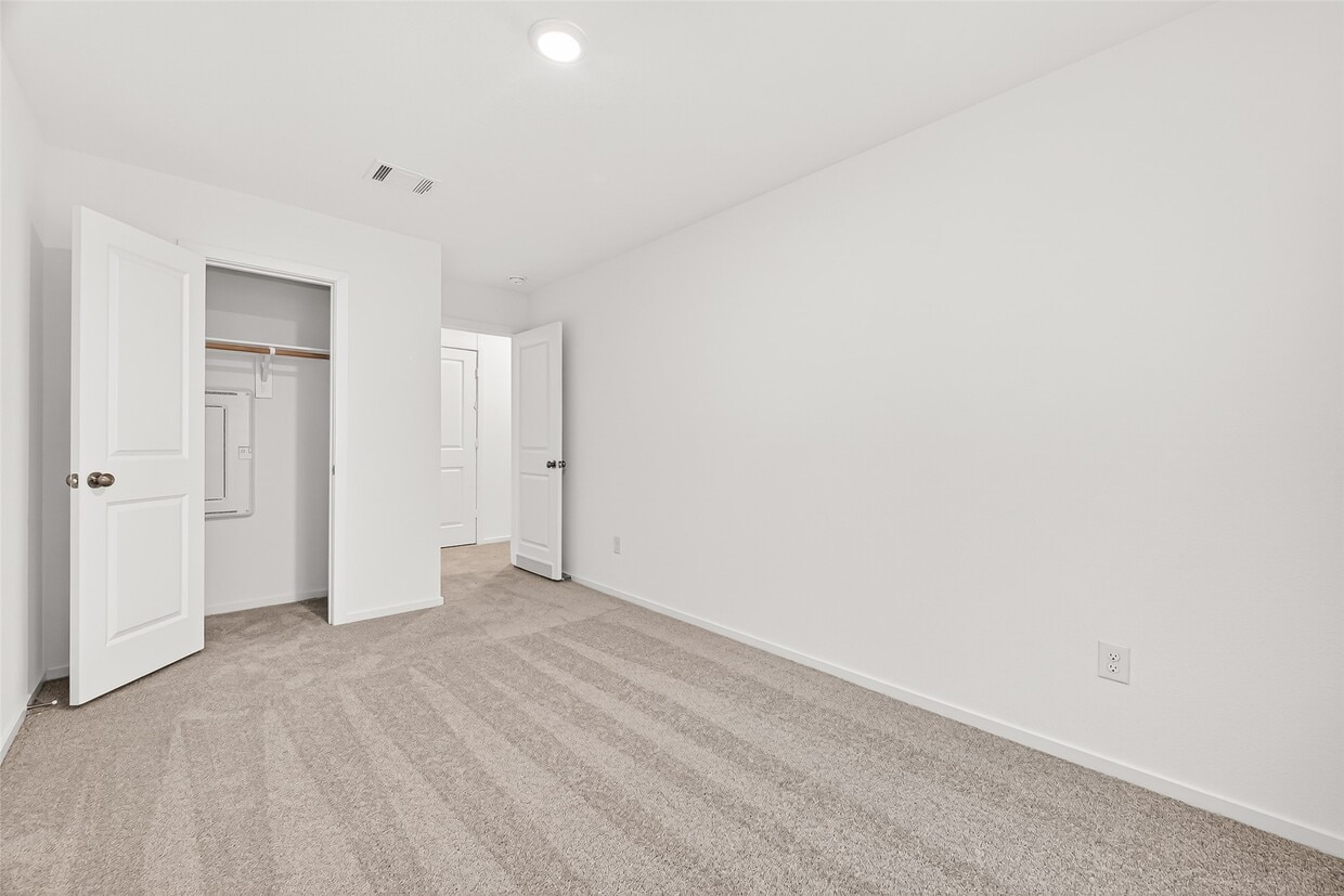 Building Photo - 10406 Rocky Trl
