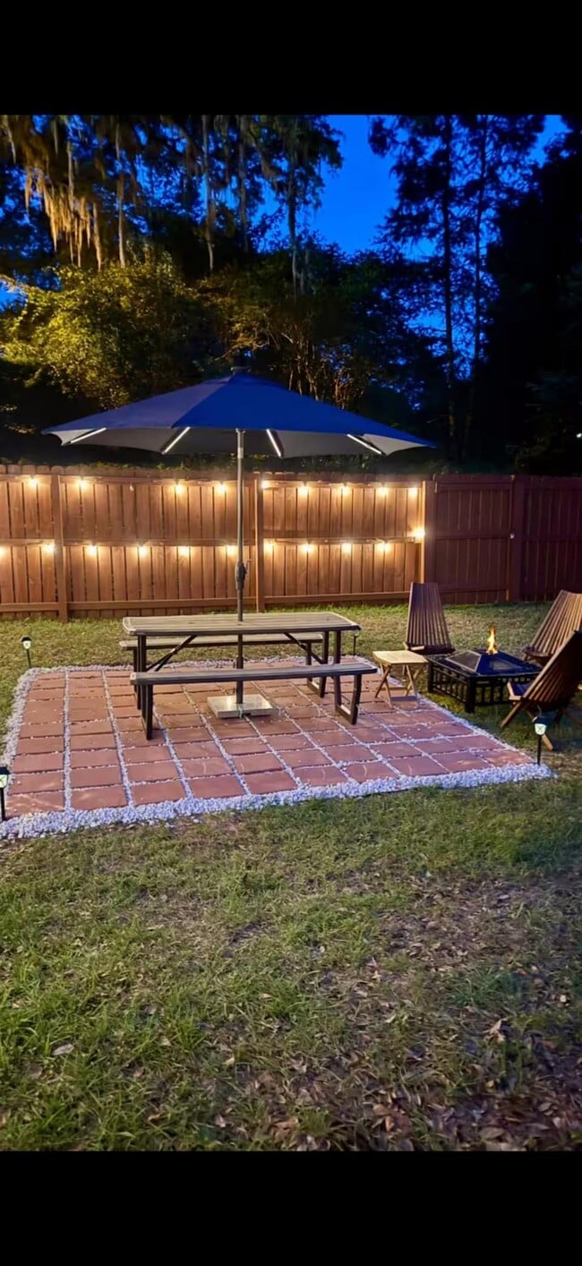 Building Photo - 1085 Ocala Rd