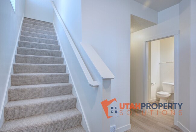 Foto del edificio - 952 W 500 S