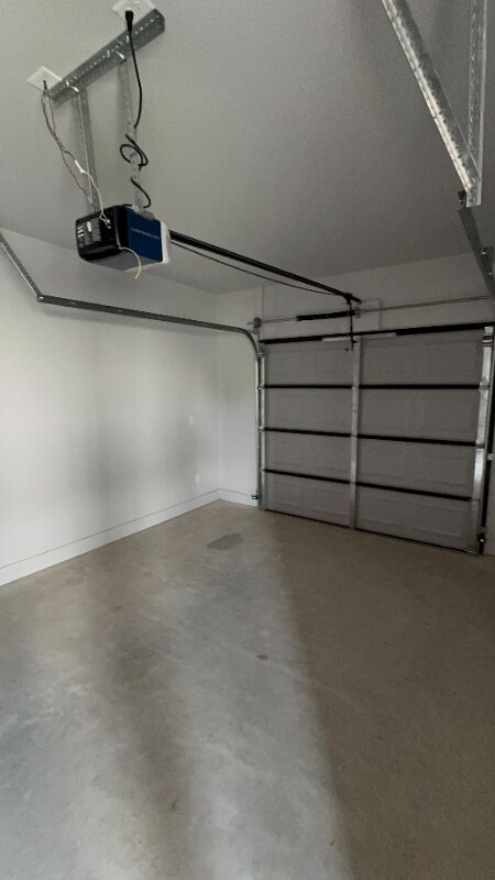 Building Photo - 208 N Gilmer St