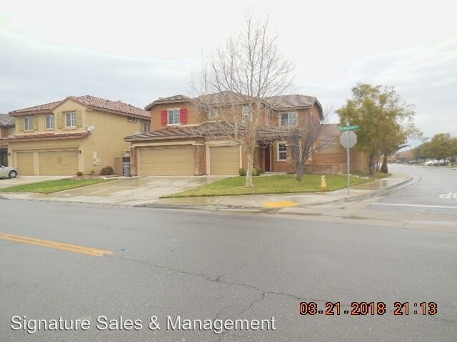 Building Photo - 12432 Celebration Dr