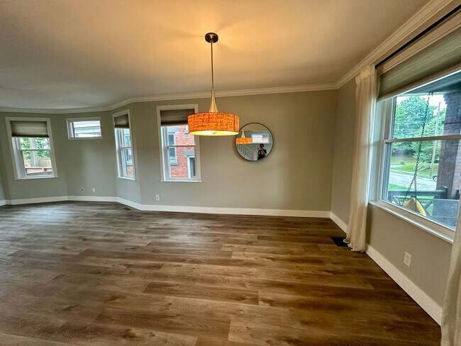 Building Photo - NORWOOD - Wow! Stunning 3 bed 2 story home...