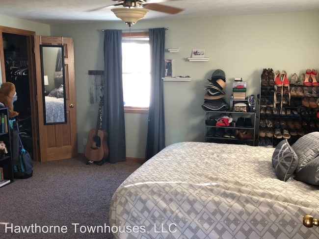 Foto del edificio - 3 br, 2 bath House - 2219 West 6th St.