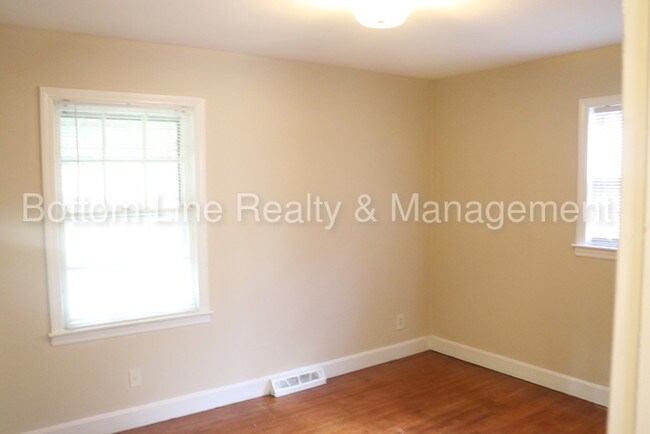 Foto del edificio - 6618 Woodstream Dr