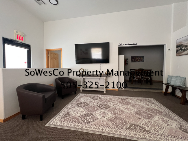 Building Photo - Beautiful Fully Furnished; 2 Bedroom 1 bat...