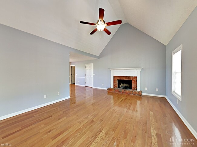 Building Photo - 897 Windward Rd