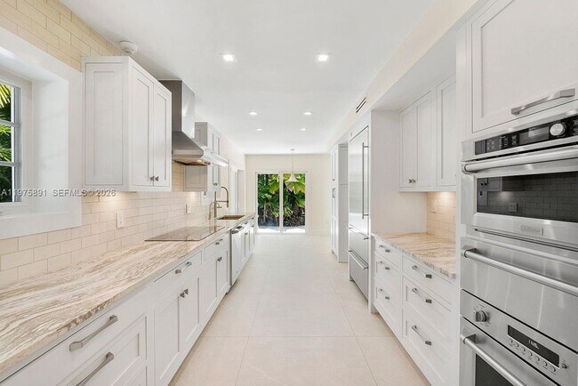 Foto del edificio - 6517 Castaneda St