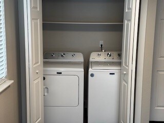 Foto del edificio - 922 Village Cir